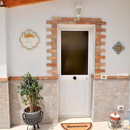 Villa Sis Holiday Palermo